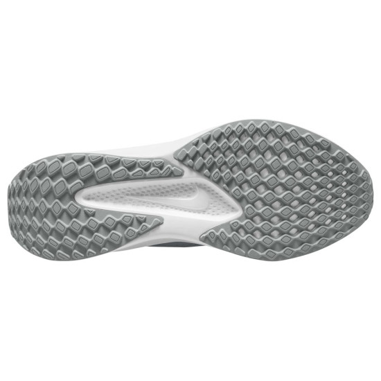 Nike Quest 6